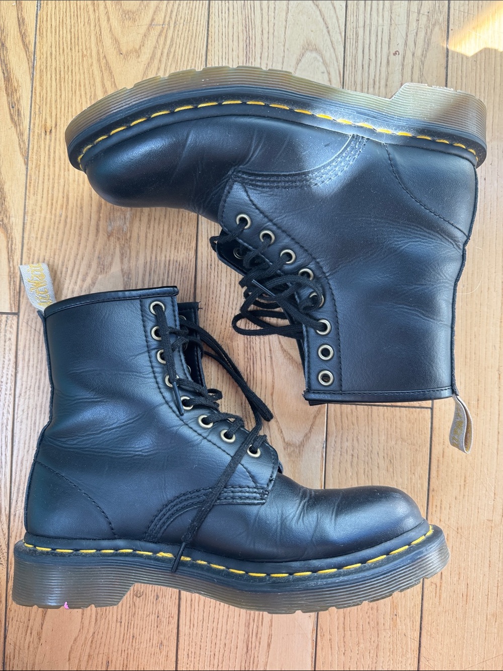 Doc Martin Dr Martin 1460 8 eye vegan leather combat boot classic 7 - Picture 7 of 10